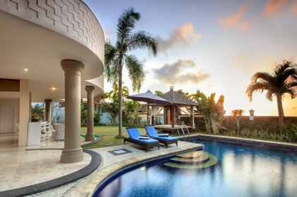 The Beverly Hills Bali A Luxury Villas & Spa