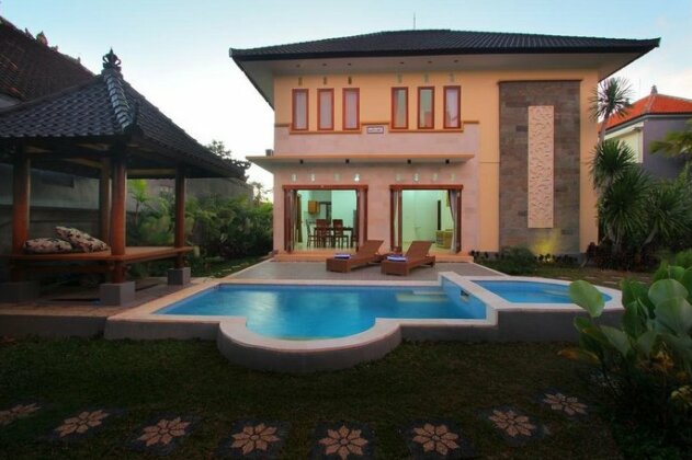 Villa Damai Jimbaran - Photo2