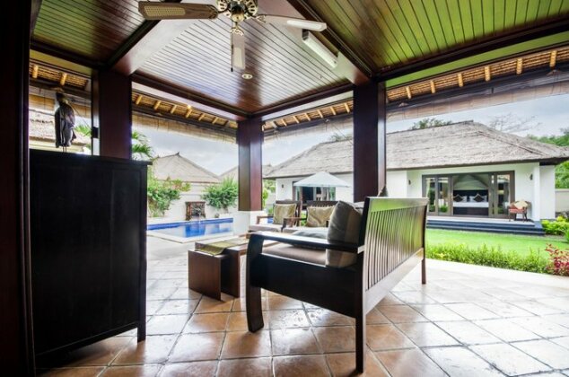 Villa Mukta Jimbaran - Photo3