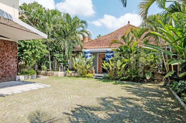 ZenRooms Celagi Basur - Photo2