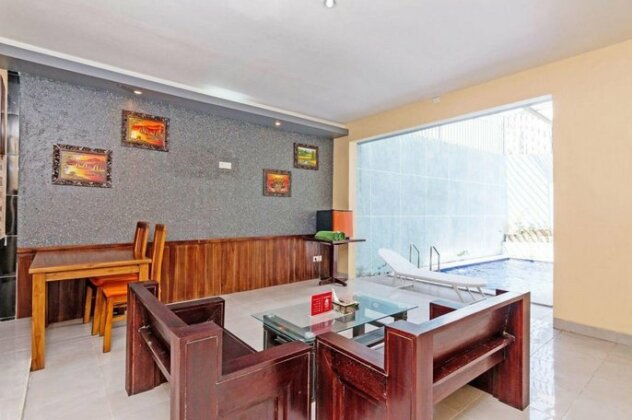 ZenRooms Celagi Basur - Photo5