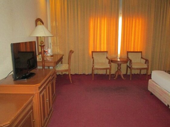 Elty Suites Lesung Batu - Photo5
