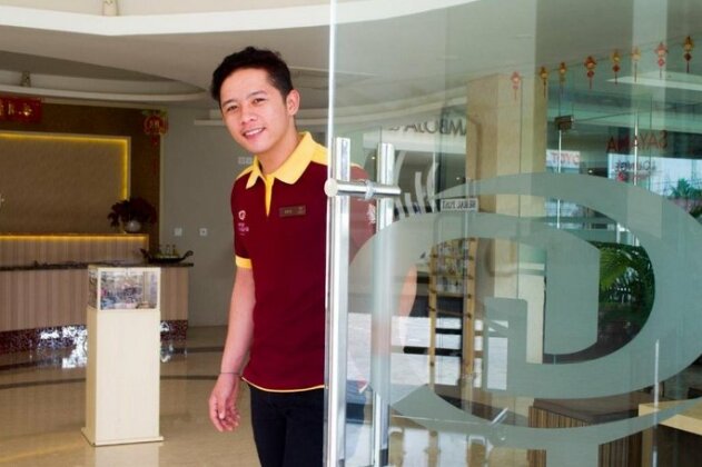 Grand Parama Hotel - Photo2
