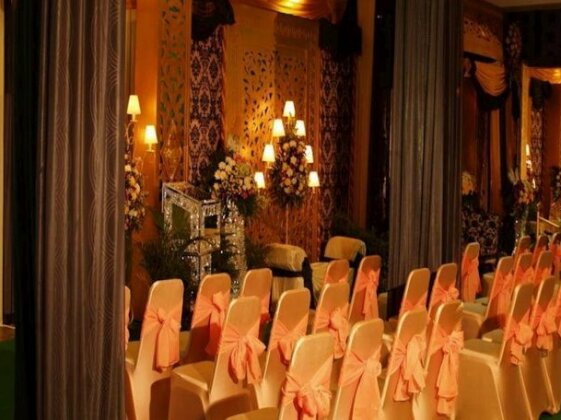 OYO 1079 Grand Permata In - Photo4
