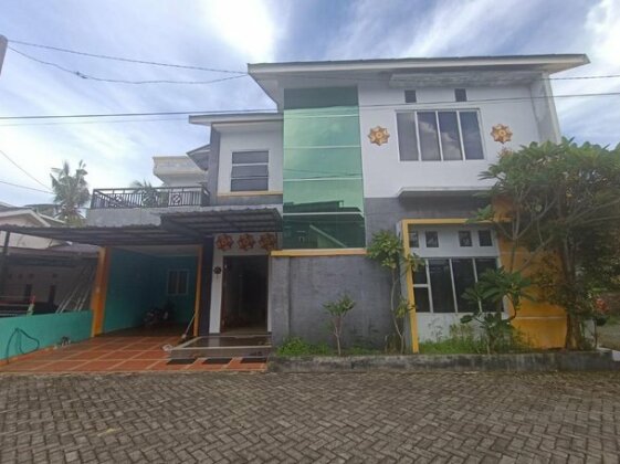 Photo 3
