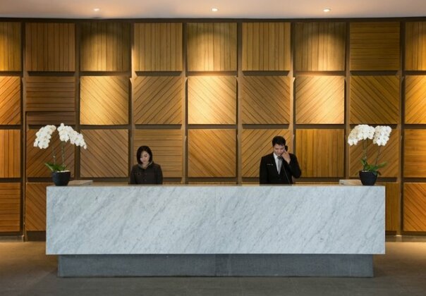 Delonix Hotel Karawang - Photo4