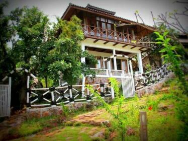 Breve Azurine Lagoon Resort
