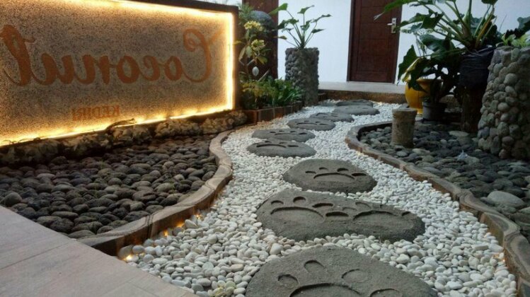 Coconut Hotel - Photo3