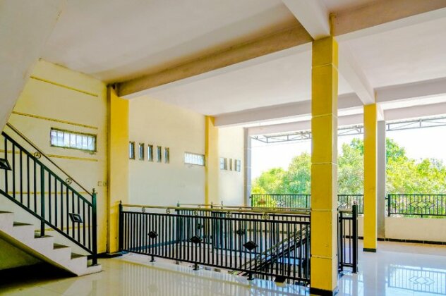 SPOT ON 1759 Family Residence - Photo3