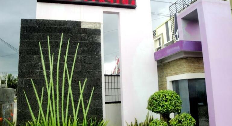 Adipati Hotel