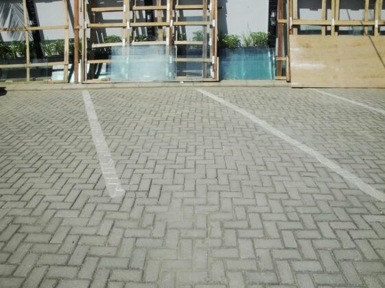 D'Blitz Hotel - Photo3