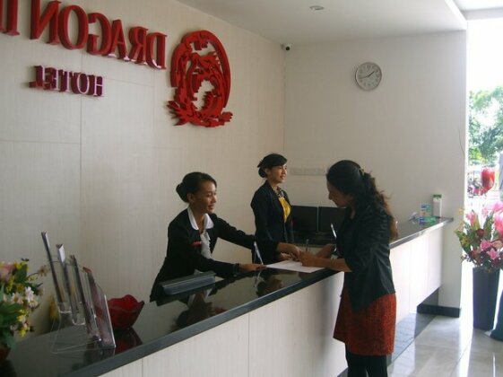 Dragon Inn Kendari - Photo2