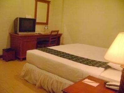 Imperial Hotel Kendari - Photo3