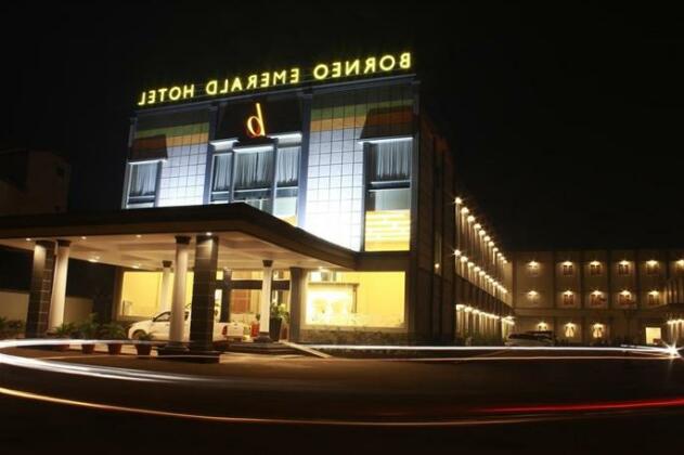 Borneo Emerald Hotel - Photo2