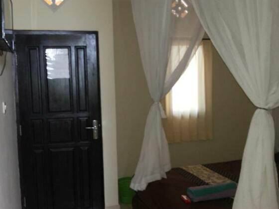 Van Dhika Guest House - Photo4
