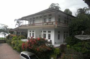 Hotel Surya Kubupenlokan - Photo2