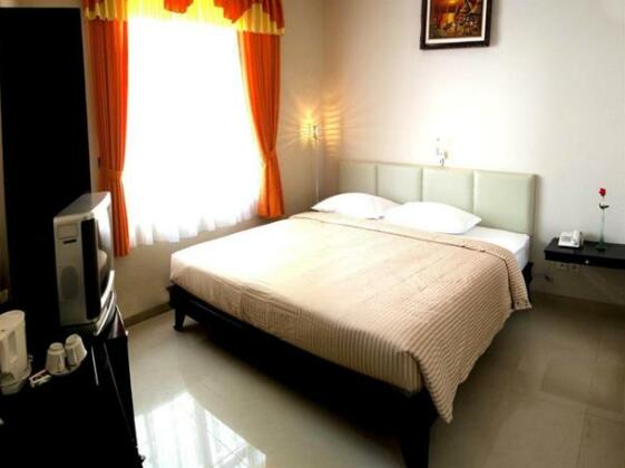 Hotel Central Kudus - Photo2
