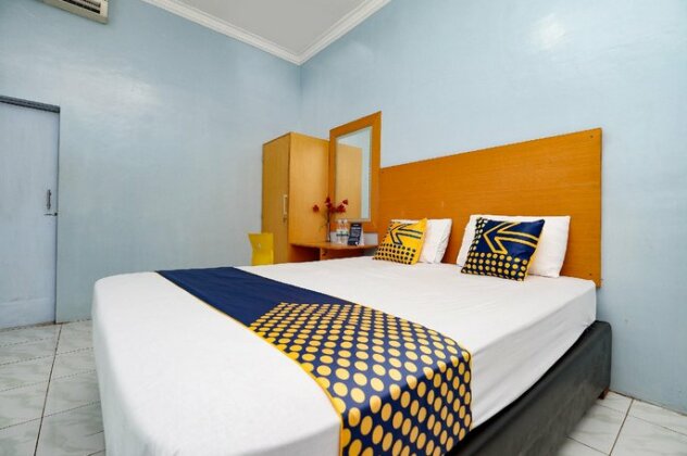SPOT ON 2240 Simpang Tujuh Residence - Photo3