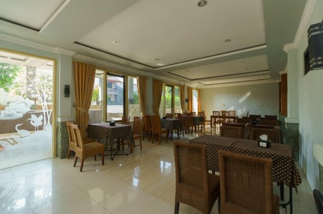 Montana Hotel Kuningan - Photo2
