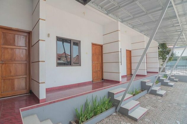 RedDoorz Plus near RSUD Majalengka - Photo3