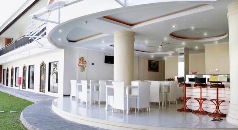 Agung Putra Hotel & Apartment - Photo3