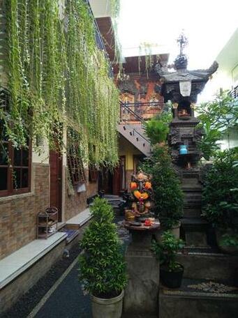 Asta House