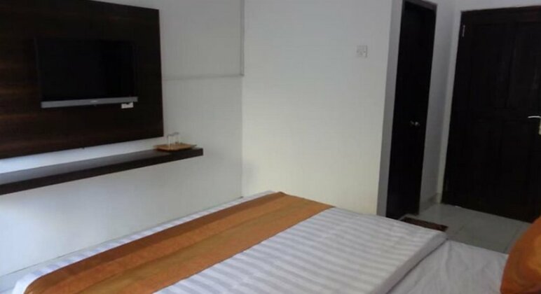 Bakung Sunset Hotel - Photo4