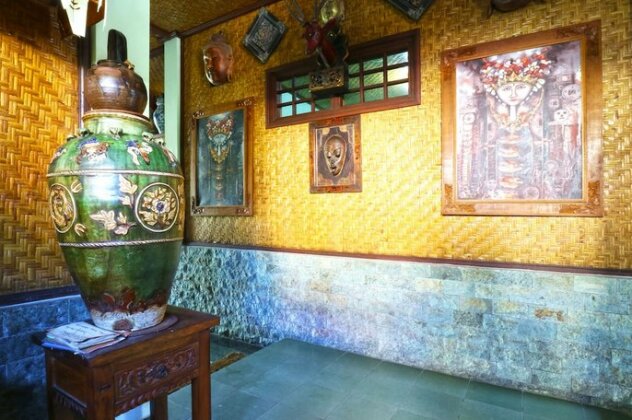 Bamboo Inn Kuta - Photo3