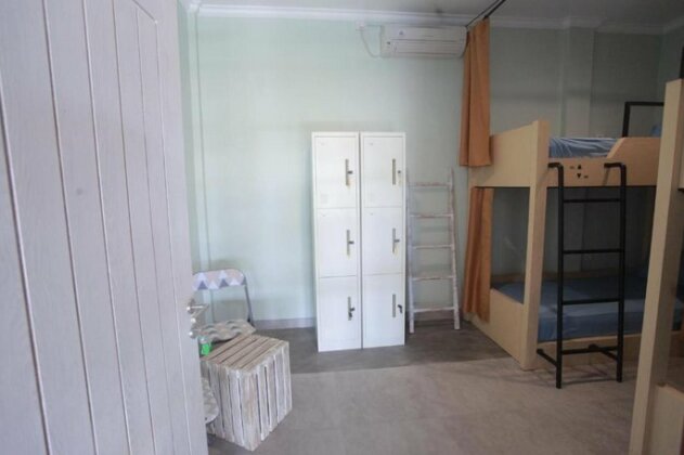 Beach Hut Hostel - Photo4