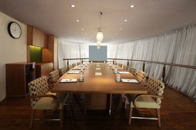 Holiday Inn Express Bali Raya Kuta - Photo5