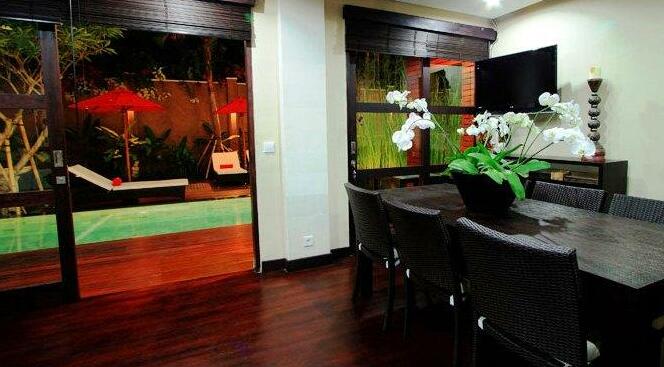 Karlamanda Villa - Photo2