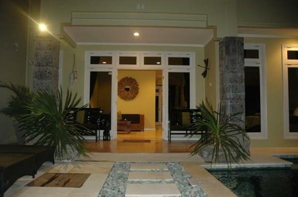 KUTA 6 bedroom villa w/ Breakfast - ri