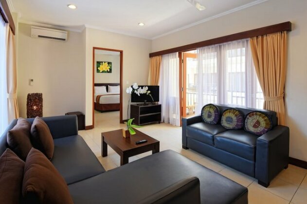 Kuta Townhouse Apartments - Photo5
