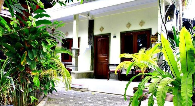 Nakula Guest House - Photo2