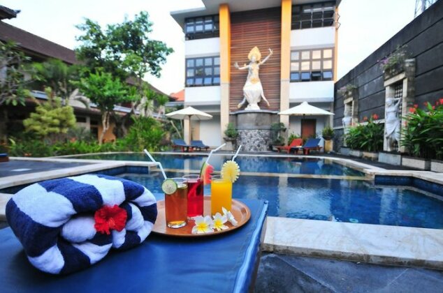 Sandat Hotel Legian - Photo2