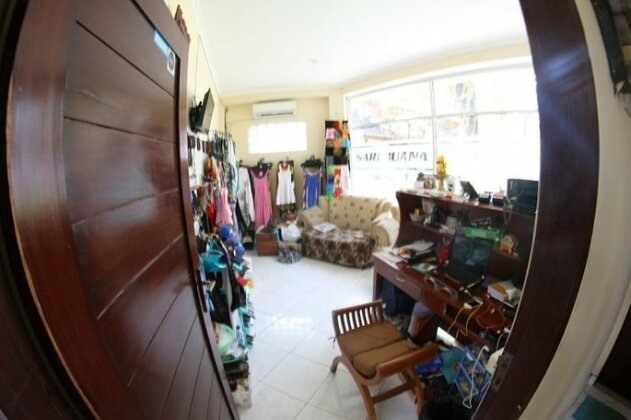 Sari Buana Bed & Breakfast - Photo3