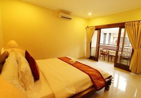 Surfaris Inn - Photo5