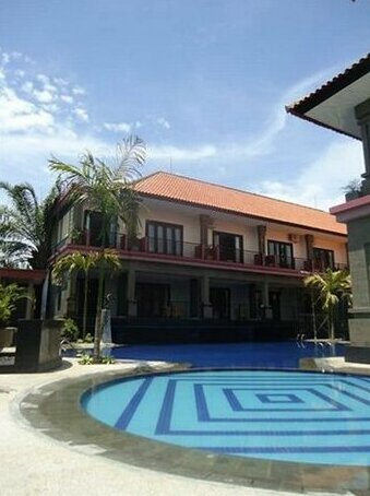 Taman Tirta Ayu Pool And Mansion
