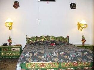 Puri Bunga Beach Cottages - Photo4