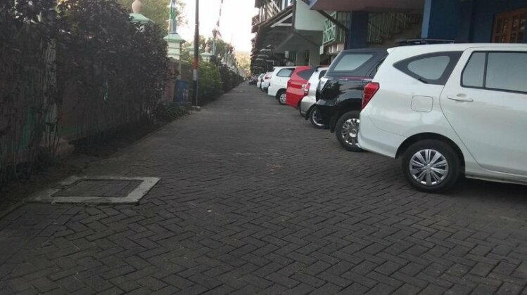 Kondominium Lippo Carita selatan - Photo3