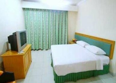 Wira Carita Hotel - Photo4