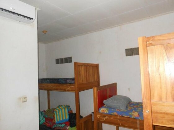 Bajo Komodo Dormitory - Photo4
