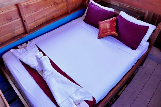 Boat Trip To Komodo - Photo4