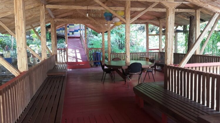 Centro Bajo Hotel & Resto - Photo2