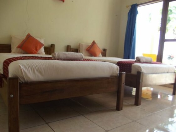 CF Komodo Hotel - Photo4
