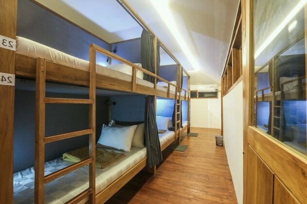 Green Hill Bed Station - Photo4