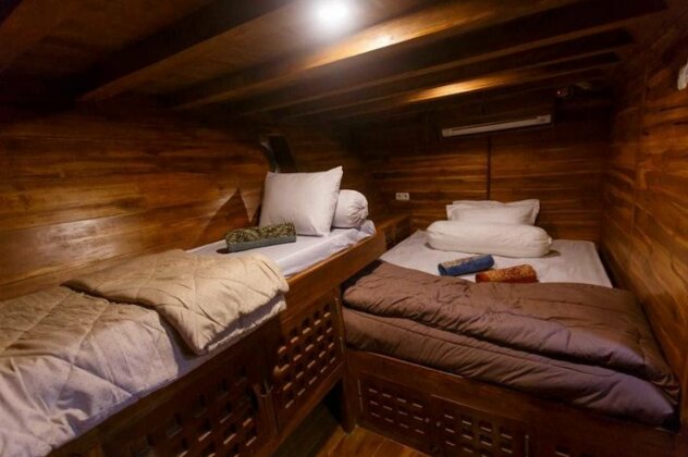 Helena Liveaboard - Photo5