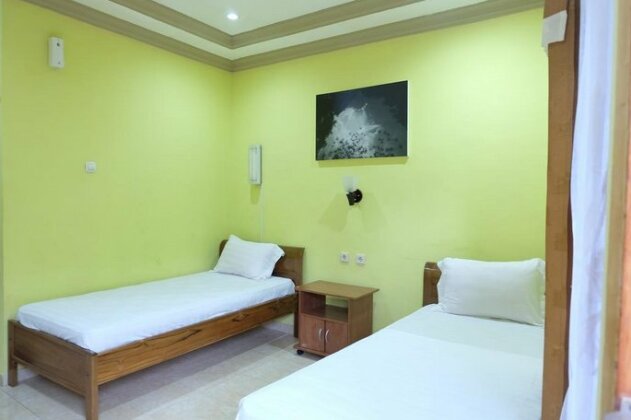 Orange Hotel Labuhanbajo - Photo5