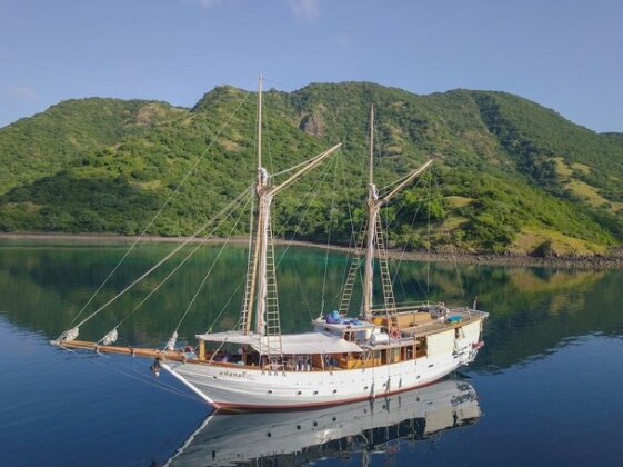Tanaka Liveaboard - Photo2