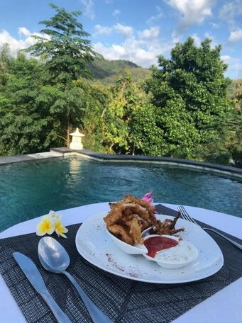 Tanjung Lima Villas Labuan Bajo - Photo3